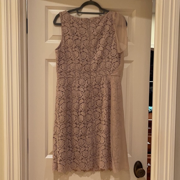 NWT Ann Taylor Lace Dress - Picture 4 of 5
